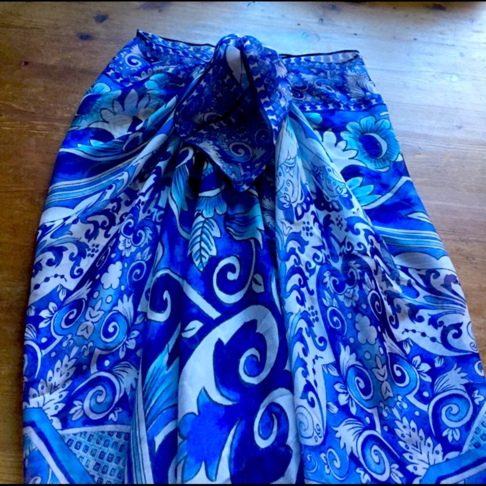 NWT Gottex  Silk  Sarong/ Scarf /Cover Up